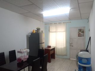 Foto 2 de Venta Casa Sauces 8 Guayaquil