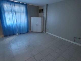 Foto 6 de VENDO CASA DE 2 PLANTAS EN URDESA CENTRAL