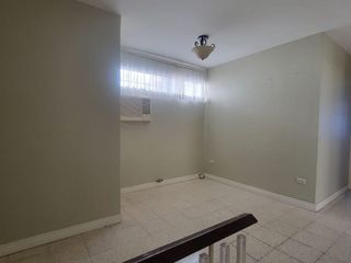 Foto 10 de VENDO CASA DE 2 PLANTAS EN URDESA CENTRAL