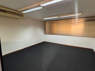 Foto 9 de Local Comercial E Industrial en Venta en Ate – Lima