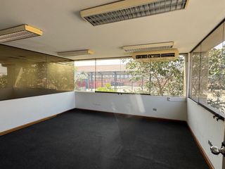 Foto 12 de Local Comercial E Industrial en Venta en Ate – Lima