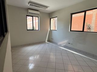 Foto 39 de Local Comercial E Industrial en Venta en Ate – Lima