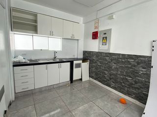 Foto 8 de SE VENDE LOCAL EN SEGUNDO PISO EN AV PERSHING