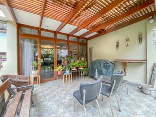 Foto 4 de Vendo Casa a una cuadra de Av. 28 de Julio, zona segura y tranquila.