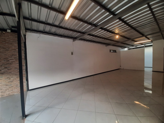 Foto 4 de LOCAL EN ARRIENDO – AV. GENERAL RUMIÑAHUI A POCOS MINUTOS DE LA ESPE – VALLE DE LOS CHILLOS ZONA DE ALTO TRAFICO