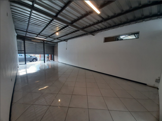 Foto 5 de LOCAL EN ARRIENDO – AV. GENERAL RUMIÑAHUI A POCOS MINUTOS DE LA ESPE – VALLE DE LOS CHILLOS ZONA DE ALTO TRAFICO