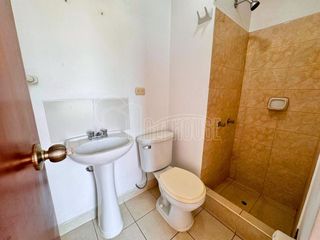 Foto 18 de SE ALQUILA CASA DE 2 PISOS EN EQUINA EN VILLA CLUB 2, CARABAYLLO