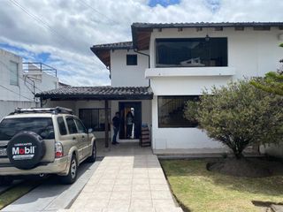 Foto 1 de Venta casa de 220m, en San Fernando