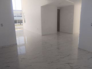 Foto 6 de ESPECTACULAR CASA QUINTA