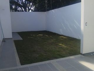 Foto 12 de ESPECTACULAR CASA QUINTA