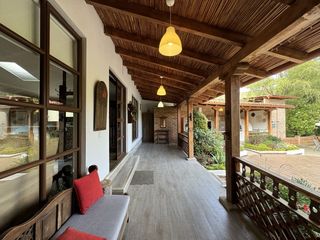 Foto 23 de Impresionante Oasis de 3 Dormitorios con Jardines Privados y Fuente Central en la Exclusiva Campiña de Tarqui
