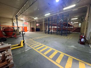 Foto 6 de VENTA EXCELENTE LOCAL COMERCIAL EN SANTA ANITA