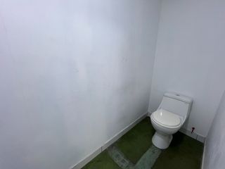 Foto 14 de VENTA EXCELENTE LOCAL COMERCIAL EN SANTA ANITA