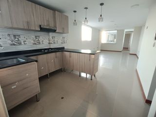 Foto 1 de VENTA DE UN HERMOSO TRIPLEX EN SMP