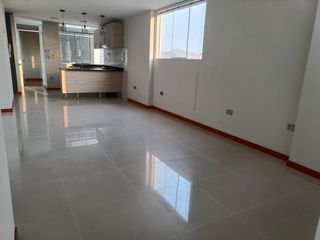 Foto 2 de VENTA DE UN HERMOSO TRIPLEX EN SMP