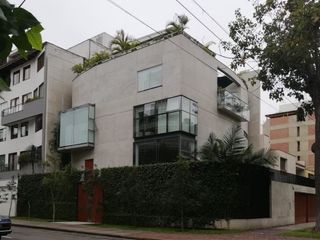 Foto 1 de Hermosa casa finos acabados