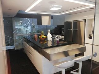 Foto 4 de Hermosa casa finos acabados