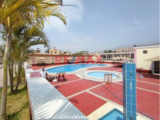 Foto 16 de Venta De Casa De Dos Pisos Mas Azotea En Villa Club 2