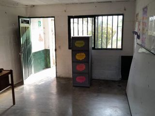 Foto 11 de Vendo Lote con Instalaciones para Jardín Infantil