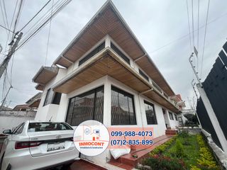 Foto 1 de CASA DE VENTA CON PROYECCION PARA PROYECTO INMOBILIARIO, Sector Remigio Crespo C1449