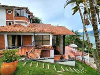 Foto 1 de Venta Casa Finca en Lago Calima