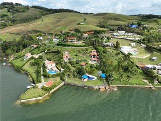 Foto 4 de Venta Casa Finca en Lago Calima