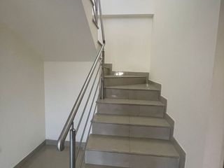 Foto 8 de En alquiler amplia casa esquinera en Ciudad Celeste