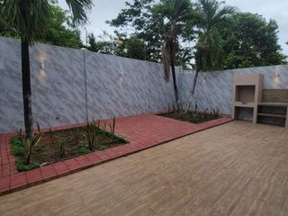 Foto 14 de En alquiler casa remodelada de 4 dormitorios en Ciudad Celeste, Samborondon