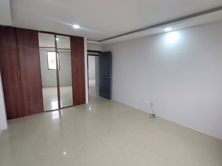 Foto 25 de En alquiler casa remodelada de 4 dormitorios en Ciudad Celeste, Samborondon
