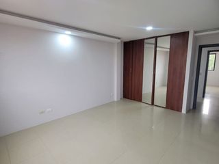 Foto 26 de En alquiler casa remodelada de 4 dormitorios en Ciudad Celeste, Samborondon