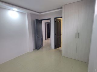 Foto 28 de En alquiler casa remodelada de 4 dormitorios en Ciudad Celeste, Samborondon