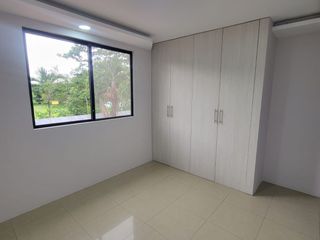 Foto 35 de En alquiler casa remodelada de 4 dormitorios en Ciudad Celeste, Samborondon