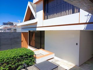 Foto 1 de Arriendo Bonita y Cómoda Casa Urbanización Los Nevados