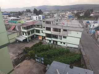 Foto 2 de En Venta Edificios Comerciales Residenciales Chillogallo