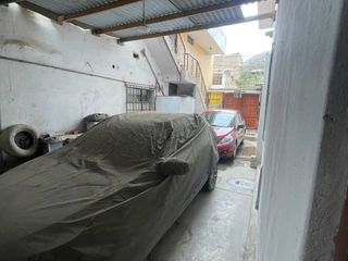 Foto 5 de VENDO CASA MUY BIEN UBICADA DE 7 DORMITORIOS