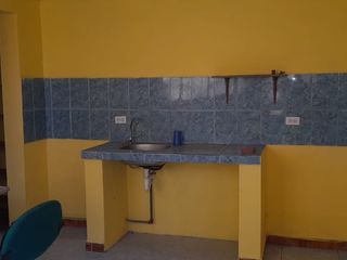 Foto 67 de Venta de casa con 3 departamentos y 4 parqueaderos sector Colegio Einstein
