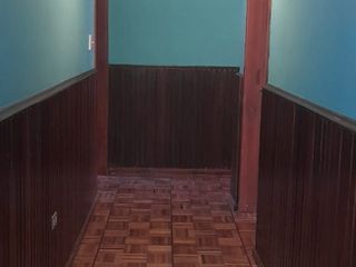 Foto 60 de Venta de casa con 3 departamentos y 4 parqueaderos sector Colegio Einstein