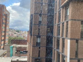 Foto 10 de ARRIENDO APARTAESTUDIO AMOBLADO CON ADMON E INTERNET EN EL CENTRO DE BOGOTA