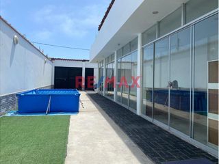 Foto 3 de Venta Casa Frente A Playa Cerro Azul
