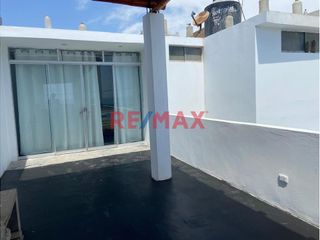 Foto 13 de Venta Casa Frente A Playa Cerro Azul