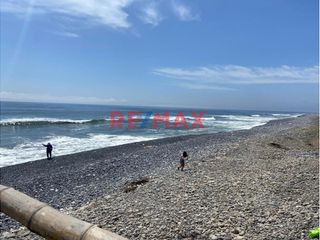 Foto 19 de Venta Casa Frente A Playa Cerro Azul