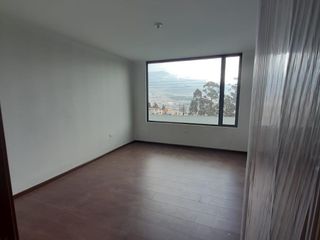 Foto 31 de VENDO CASA NUEVA PONCEANO ALTO, CERCA SUPERMAXI