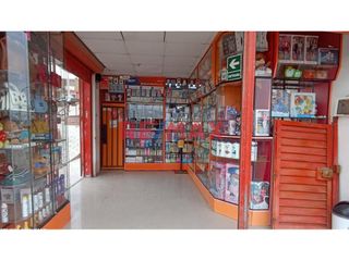 Foto 4 de 1126139 Casa Con Local Comercial Y 3 Departamentos En Esquina