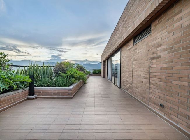place photo 54