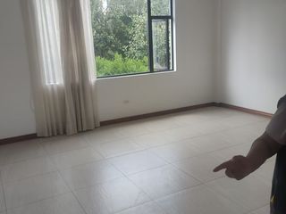 Foto 19 de ARRIENDO CASA CUMBAYA