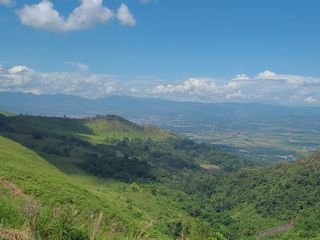 Foto 4 de OPORTUNIDAD ÚNICA CON EXCELENTE VISTA INFINITA Y BELLOS ESPACIOS COMUNES A 5 MINUTOS DEL PUEBLO DE AUCALOMA
