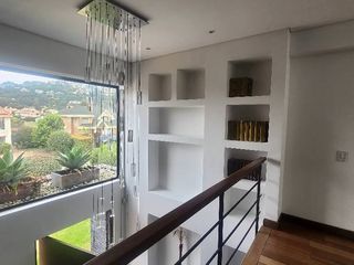 Foto 8 de - Alcoba principal con sala de star, baño y walking closet - 4 alcobas secundarias cada una con baño independiente. - Estudio/Alcoba de Huespedes con