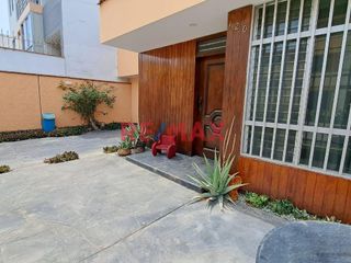 Foto 5 de Venta Casa Como Terreno En Pueblo Libre Cerca A Av. Bolívar Y Sucre.