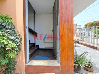 Foto 10 de Venta Casa Como Terreno En Pueblo Libre Cerca A Av. Bolívar Y Sucre.