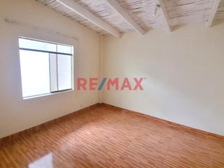 Foto 1 de Venta De Terreno Con Construccion / Campiña De Moche / 150 M2 / $40,000